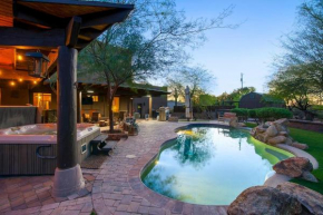 Saguaro Sunset - Secluded 4BR Home with Rooftop Patio